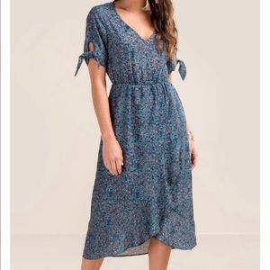 Blue Floral Mdi Dress